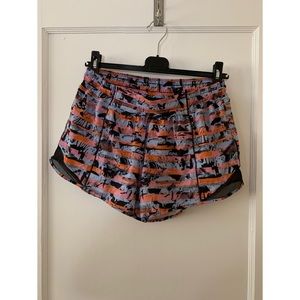 Lululemon Hotty Hot Short II